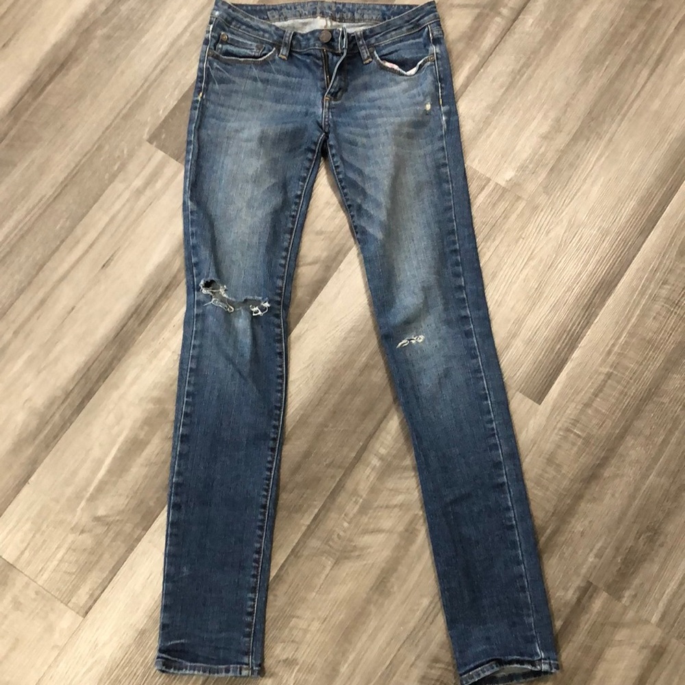 🔸3 for $12 jeans🔸 
Bullhead super skinny jeans size 5L